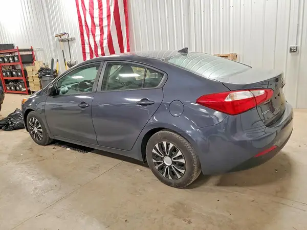 KNAFX4A60G5521214 2016 KIA FORTE - Image 2