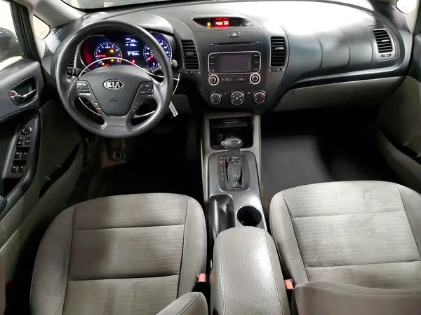 KNAFX4A60G5521214 2016 KIA FORTE - Image 8