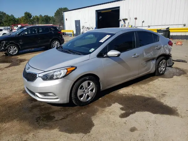 KNAFX4A60G5532617 2016 KIA FORTE - Image 1