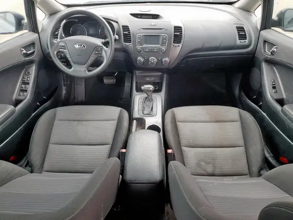 KNAFX4A60G5537428 2016 KIA FORTE - Image 8