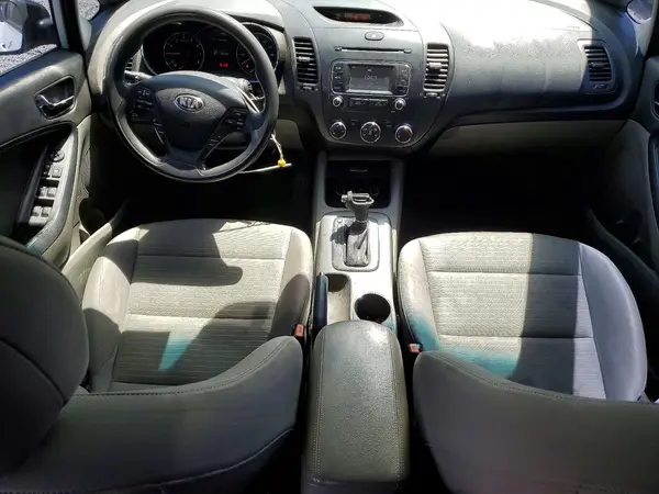 KNAFX4A60G5549269 2016 KIA FORTE - Image 8