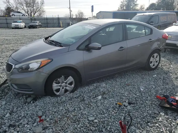 KNAFX4A60G5553225 2016 KIA FORTE - Image 1