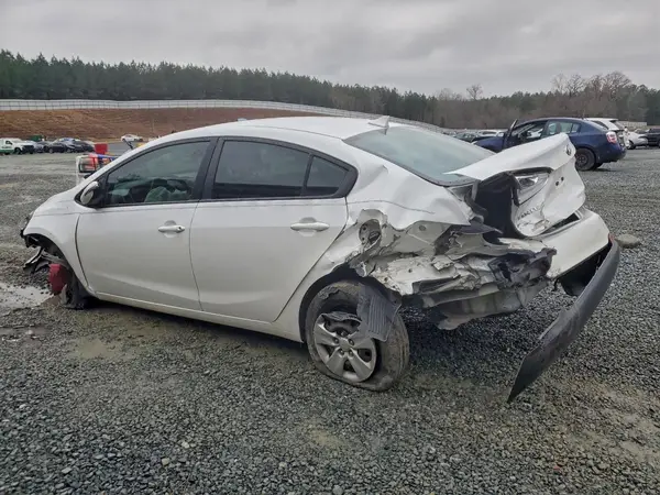 KNAFX4A60G5554083 2016 KIA FORTE - Image 2