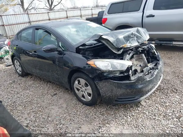 KNAFX4A60G5556660 2016 KIA FORTE - Image 1
