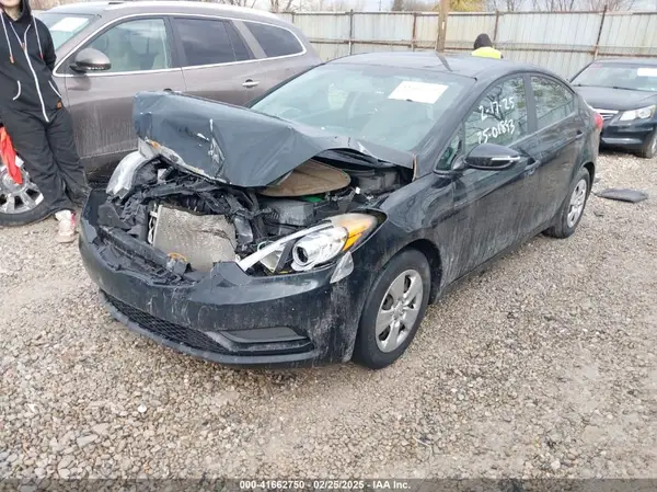 KNAFX4A60G5556660 2016 KIA FORTE - Image 2