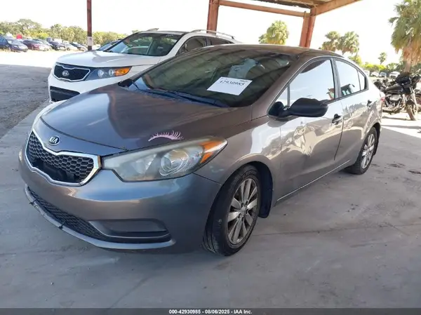 KNAFX4A60G5568680 2016 KIA FORTE - Image 2