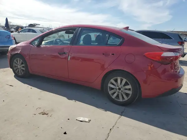 KNAFX4A60G5587813 2016 KIA FORTE - Image 2