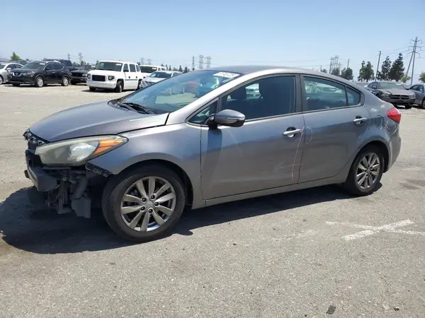 KNAFX4A60G5587830 2016 KIA FORTE - Image 1