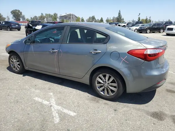 KNAFX4A60G5587830 2016 KIA FORTE - Image 2