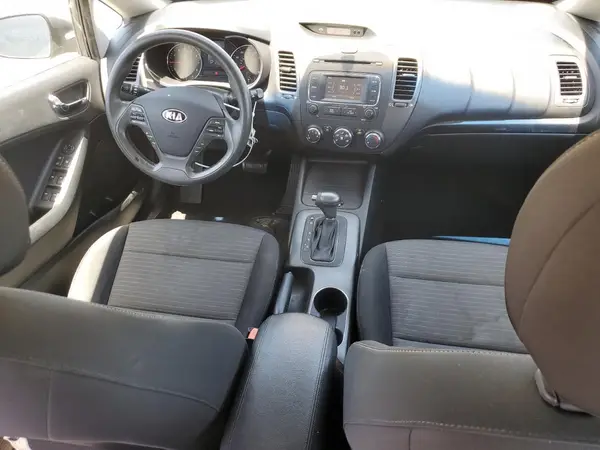 KNAFX4A60G5587830 2016 KIA FORTE - Image 8
