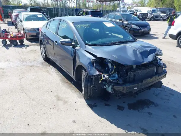 KNAFX4A60G5593661 2016 KIA FORTE - Image 1