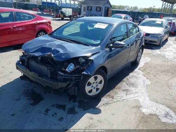 KNAFX4A60G5593661 2016 KIA FORTE - Image 2