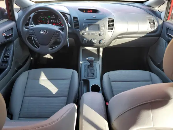 KNAFX4A60G5598391 2016 KIA FORTE - Image 8