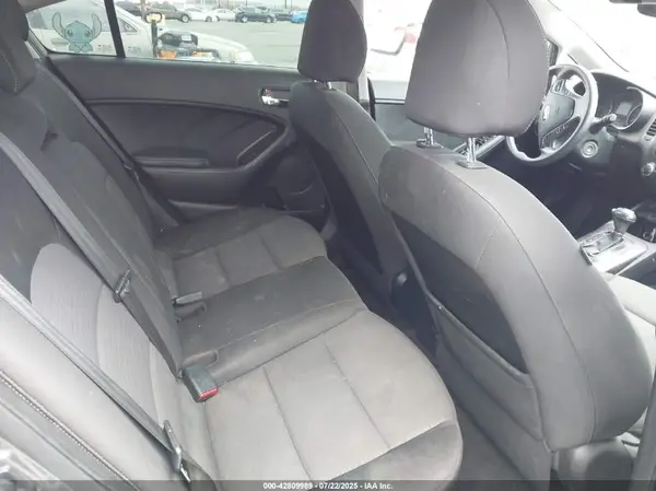 KNAFX4A60G5614542 2016 KIA FORTE - Image 8