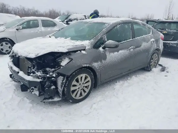 KNAFX4A60G5620857 2016 KIA FORTE - Image 2