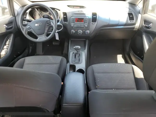 KNAFX4A61G5437631 2016 KIA FORTE - Image 8