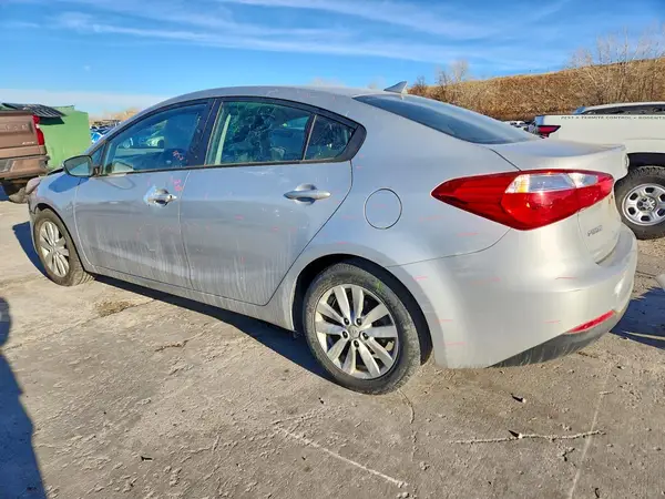 KNAFX4A61G5440352 2016 KIA FORTE - Image 2