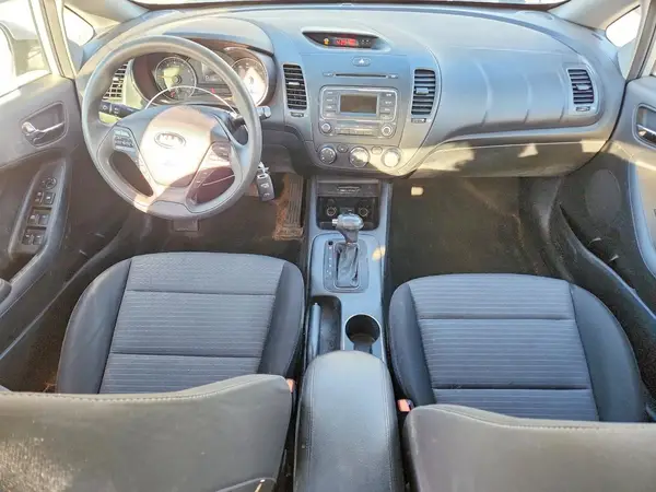 KNAFX4A61G5440352 2016 KIA FORTE - Image 8
