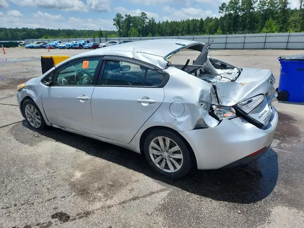 KNAFX4A61G5440433 2016 KIA FORTE - Image 2