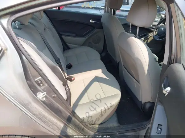 KNAFX4A61G5443168 2016 KIA FORTE - Image 8
