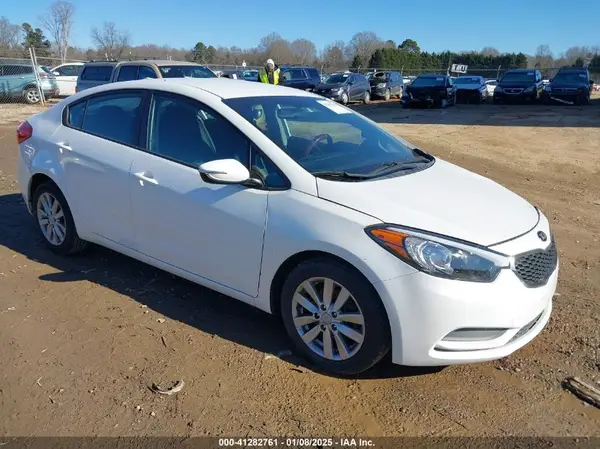 KNAFX4A61G5461024 2016 KIA FORTE - Image 1