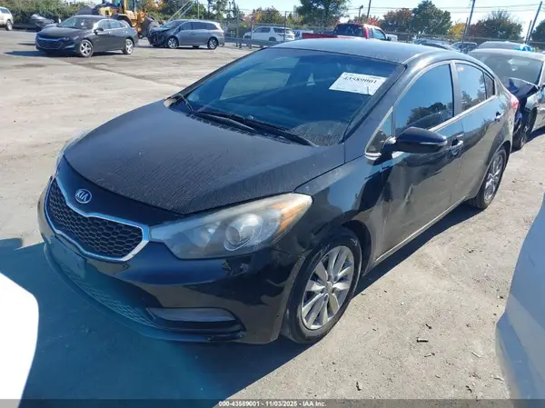 KNAFX4A61G5477482 2016 KIA FORTE - Image 2
