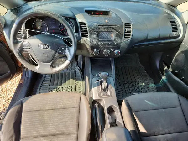 KNAFX4A61G5478695 2016 KIA FORTE - Image 8