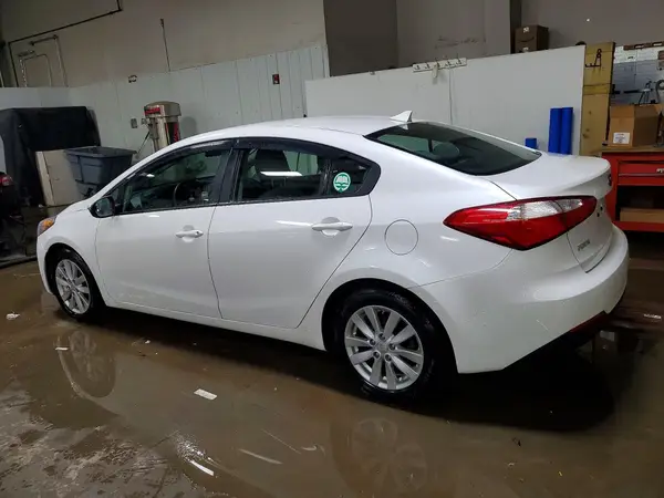 KNAFX4A61G5479040 2016 KIA FORTE - Image 2