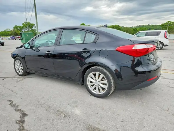 KNAFX4A61G5479085 2016 KIA FORTE - Image 2