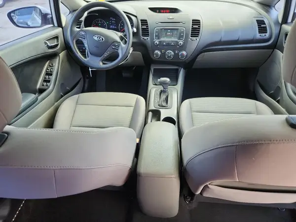 KNAFX4A61G5484707 2016 KIA FORTE - Image 8