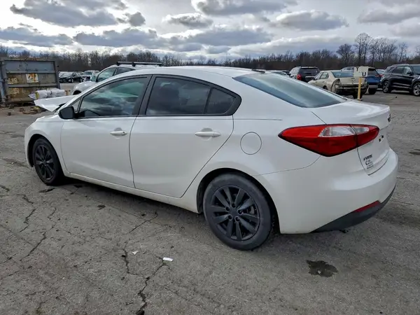 KNAFX4A61G5491947 2016 KIA FORTE - Image 2