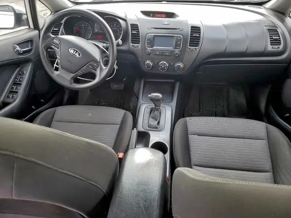 KNAFX4A61G5491947 2016 KIA FORTE - Image 8