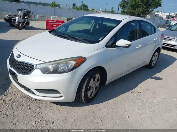 KNAFX4A61G5498025 2016 KIA FORTE - Image 2