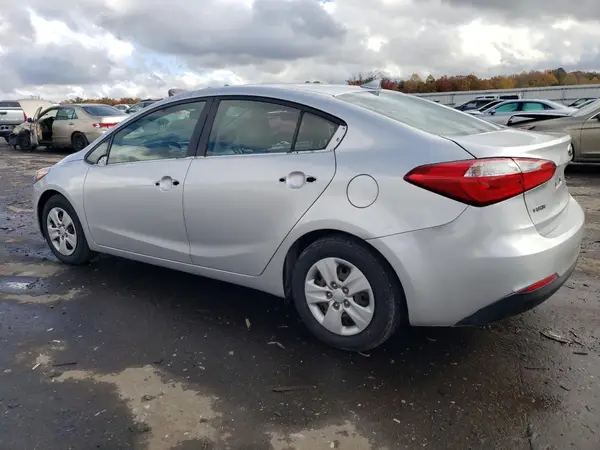 KNAFX4A61G5498137 2016 KIA FORTE - Image 2