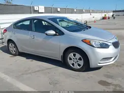 KNAFX4A61G5498946 2016 KIA FORTE