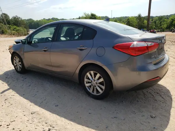KNAFX4A61G5502493 2016 KIA FORTE - Image 2
