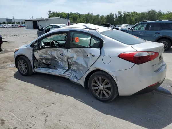 KNAFX4A61G5503238 2016 KIA FORTE - Image 2