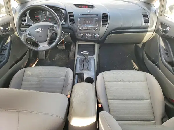 KNAFX4A61G5503594 2016 KIA FORTE - Image 8