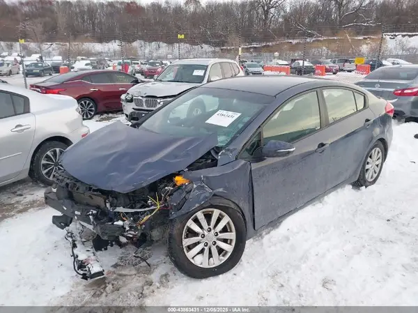 KNAFX4A61G5504373 2016 KIA FORTE - Image 2