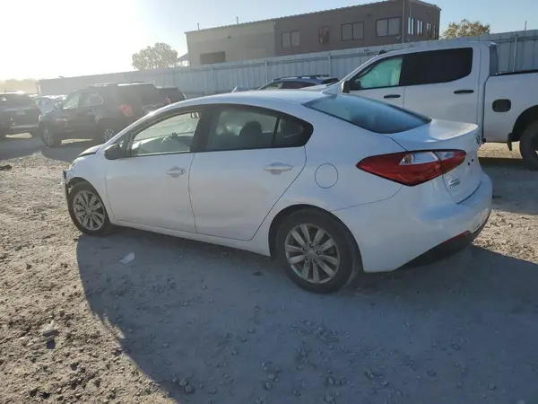 KNAFX4A61G5504549 2016 KIA FORTE - Image 2