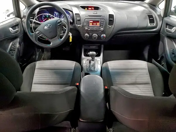 KNAFX4A61G5525269 2016 KIA FORTE - Image 8