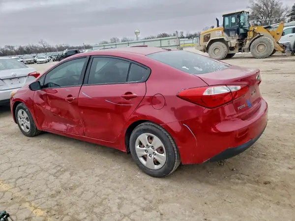 KNAFX4A61G5527040 2016 KIA FORTE - Image 2