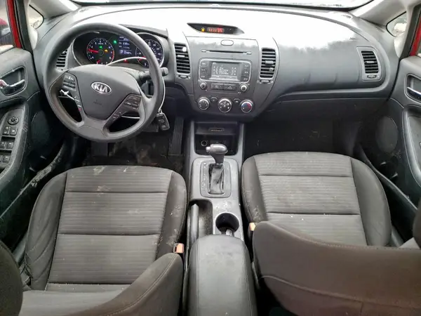 KNAFX4A61G5527040 2016 KIA FORTE - Image 8