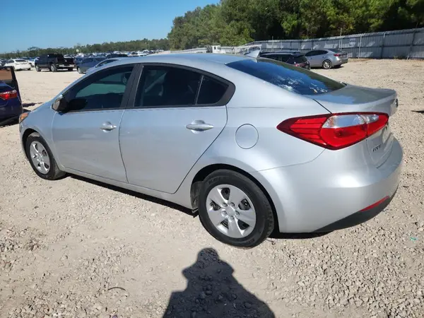 KNAFX4A61G5528091 2016 KIA FORTE - Image 2