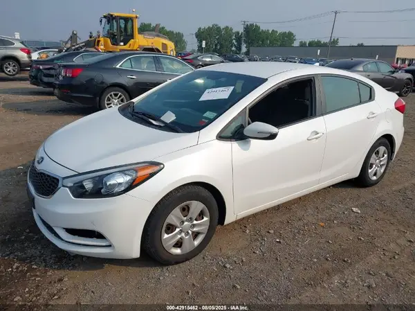 KNAFX4A61G5535980 2016 KIA FORTE - Image 2