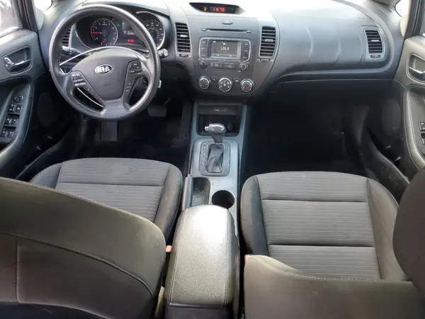 KNAFX4A61G5538832 2016 KIA FORTE - Image 8