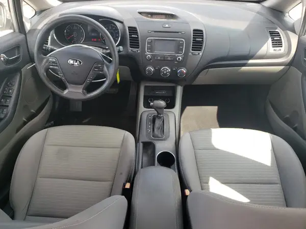 KNAFX4A61G5542511 2016 KIA FORTE - Image 8