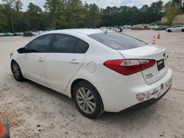 KNAFX4A61G5549300 2016 KIA FORTE - Image 2
