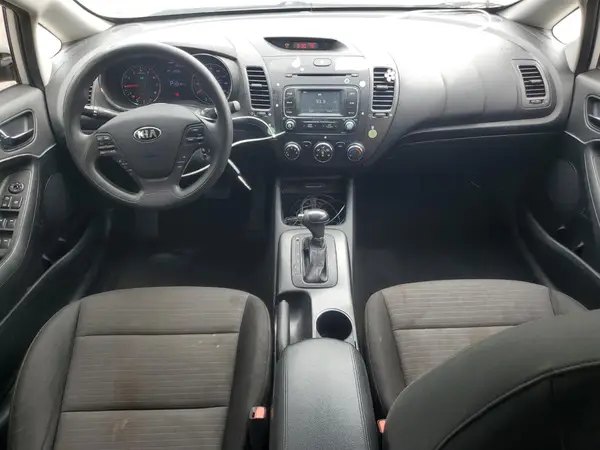 KNAFX4A61G5549300 2016 KIA FORTE - Image 8