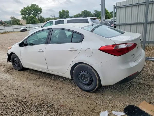 KNAFX4A61G5556005 2016 KIA FORTE - Image 2